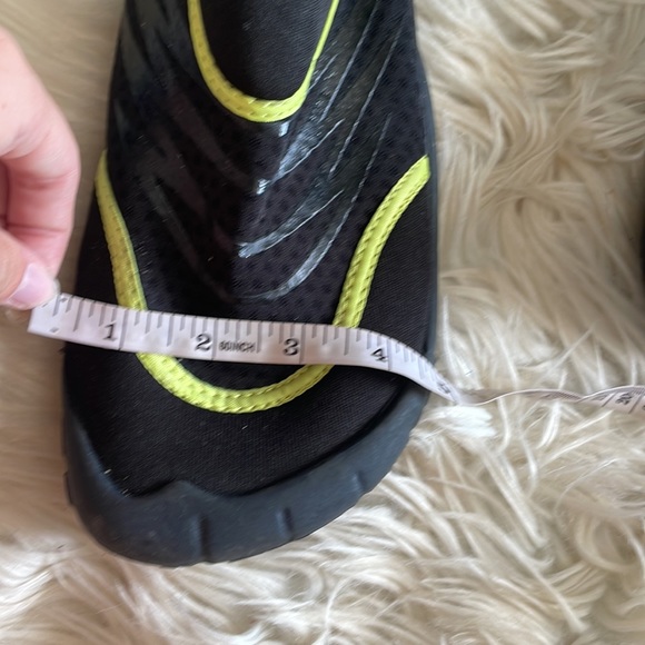 Slip grip black green slip on water lake waterfall pool shoes wide toes 11-12 - Picture 9 of 17